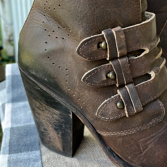 Freebird by Steven Malbec Bootie - Picture 2 of 6